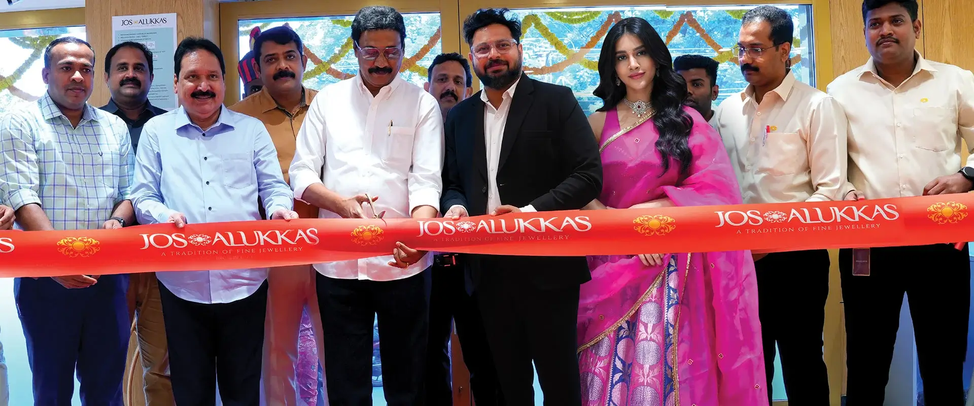 Jos Alukkas Unveils Renovated Showroom in Vijayawada with Exclusive Offers